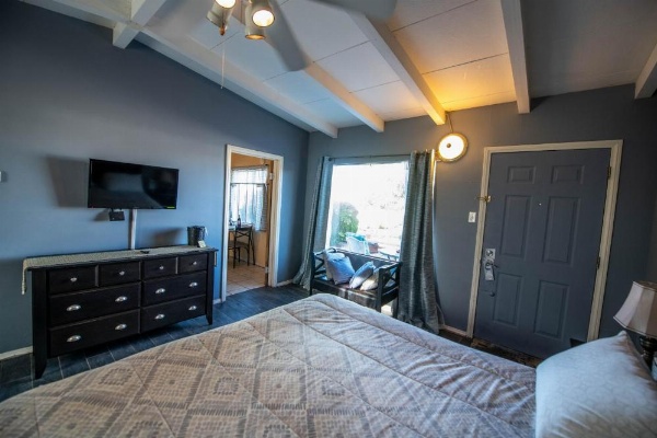 Harmony Motel image 17